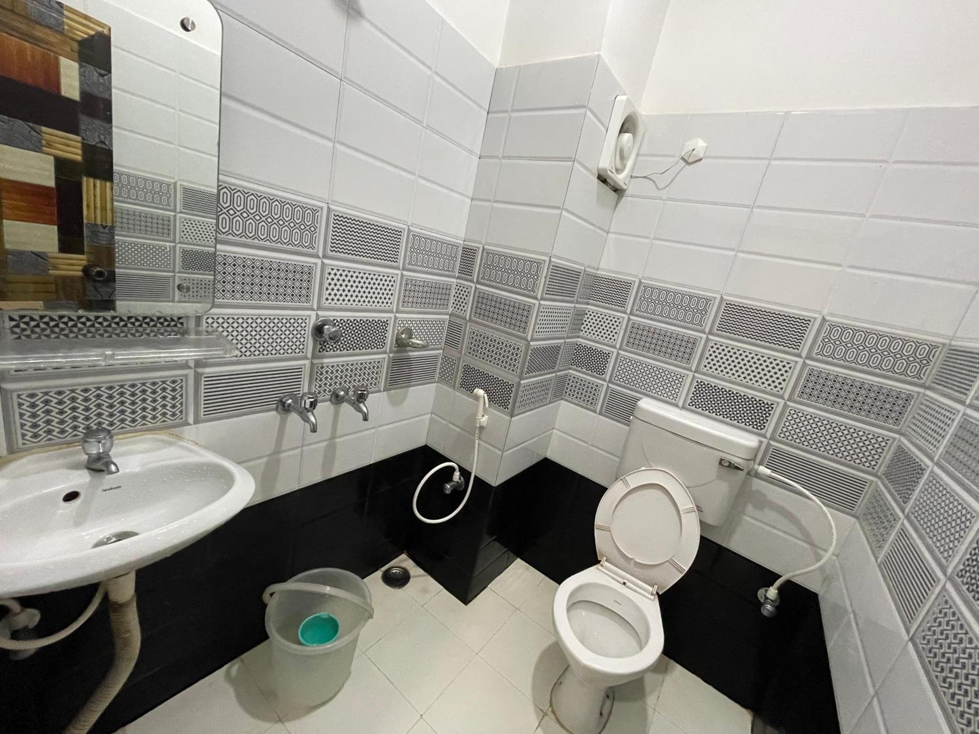 Hotel Seven Inn By Seven Group Puri Ngoại thất bức ảnh